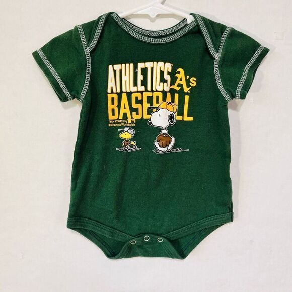 Genuine Merchandise A’s Baseball Bodysuit Snoopy And Woodstock Sz 12m GUC - Picture 1 of 4